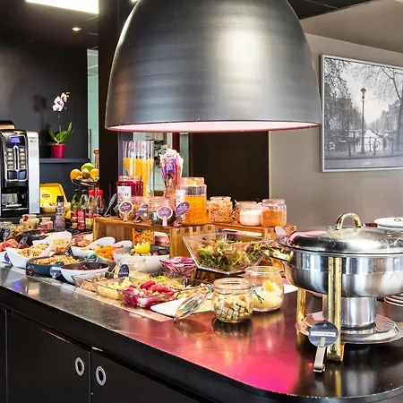 Campanile Hotel 3*