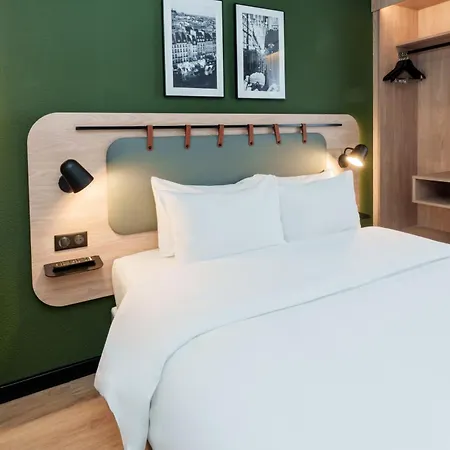Campanile Hotel Argenteuil