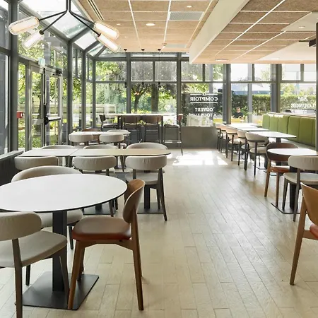 호텔 Campanile Prime -