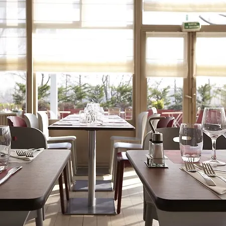 Campanile Hotel 3*