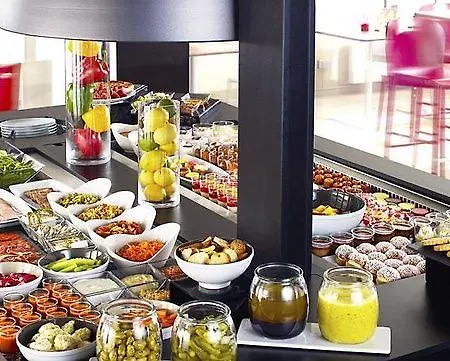 Campanile Hotel 3*