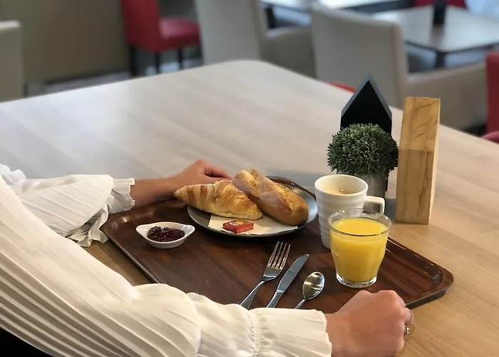 Campanile Prime - Hotel Argenteuil